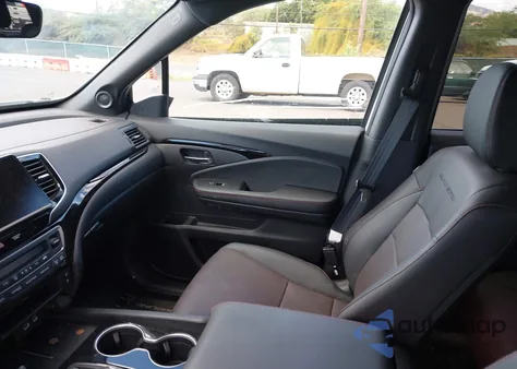 2025 Honda Ridgeline Black Edition z USA, uszkodzony, nr VIN 5FPYK3F81SB004338